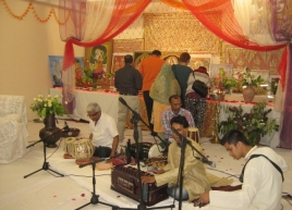 Sri Sri Ravi Shankar at Brussels Mandir - 19.06.2012